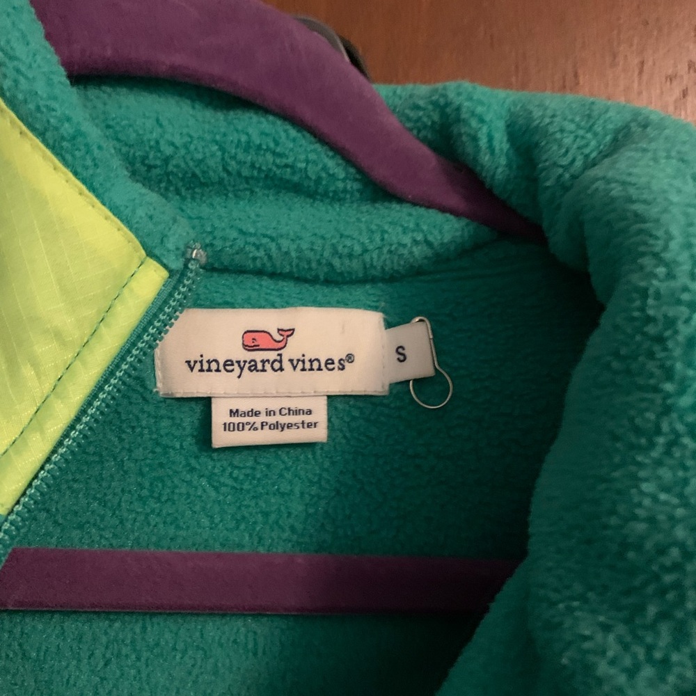 Vineyard Vines Pullover - image 5
